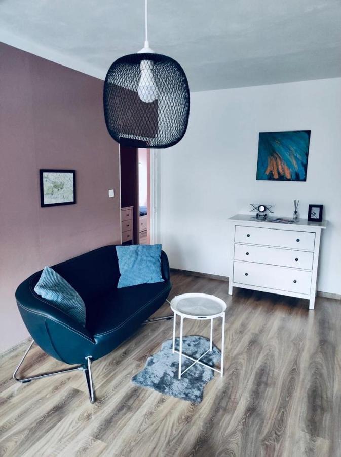 Apartman Domov Decin Buitenkant foto